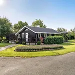3 Bedroom Stunning Home In Haarby 度假居 *