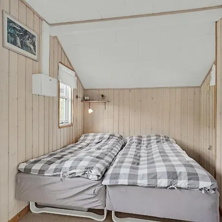 Сasa de vacaciones Beautiful In Haarby With Wifi Hårby