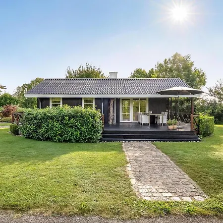 Beautiful In Haarby With Wifi Сasa de vacaciones Hårby